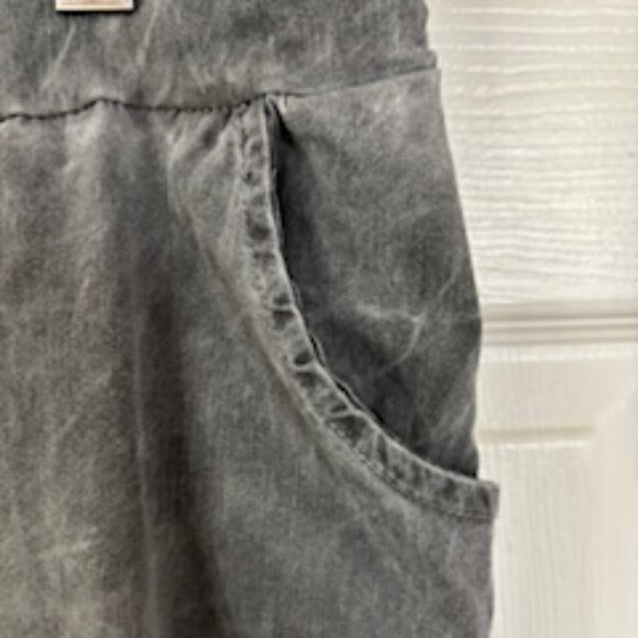 Grey Lightweight Made in Italy Spring Pants - Picture 9 of 11
